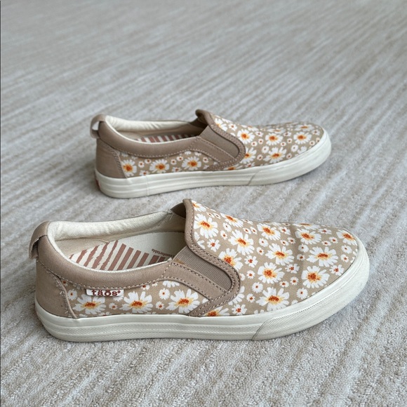 Like New Taos Footwear Rubber Soul Slip-on Daisy Canvas Sneakers Shoes Size 7 - Picture 6 of 17